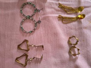 Assorted Dangle Earrings Set