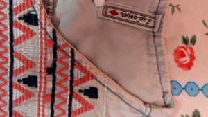 Embroidered Tie-Dye Kurta