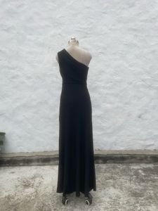 Elegant One-Shoulder Black Maxi Dress