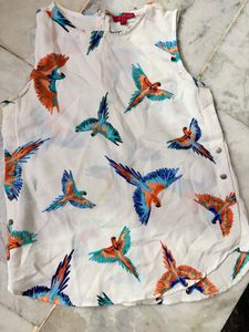 White Parrot Print Sleeveless Top