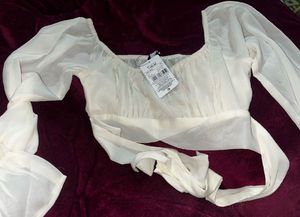 Chic White Square Neck Crop Top