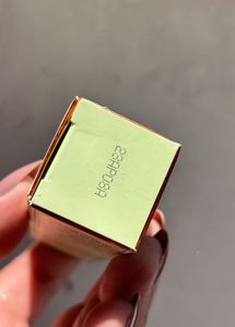 Pixi Hydra Lip Treat :- Rosette