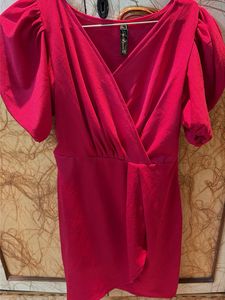 Chic Fuchsia Wrap Dress with Puff Sleeves