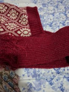 Cozy Knit Sweater with Geometric Pattern