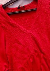 Red Casual Top 💋🛍️