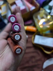 Elle 18 Lipsticks - Set of 4