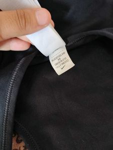 Nike sports bra stretchable