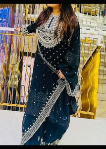 Black Sharara Set🌙