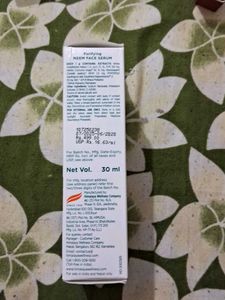 Himalaya Purifying Neem Face Serum