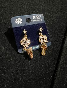 Elegant Crystal Flower Earrings