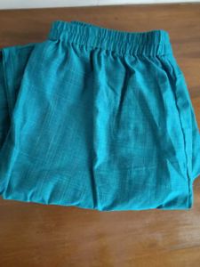 Teal Kurta with Red Bandhani Dupatta