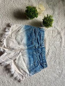 Distressed Denim Cut-Off Hot Shorts