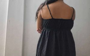 Elegant Black Midi Dress