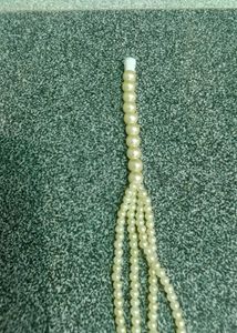 Elegant Pearl Necklace with Floral Pendant