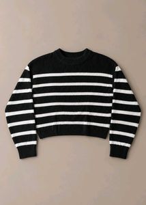 BLACK &amp; WHITE STRIPED RIBBED CREWNECK SWEATER
