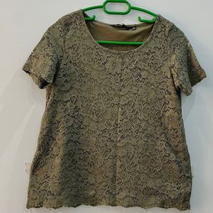 Chic Lace Top