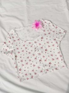Printed floral top🌸 ( Summer )