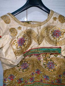 Lehenga Choli Set With One Blouse Free