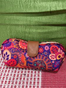 Vibrant Paisley Print Glasses Case