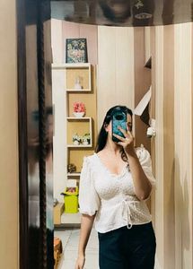 💋white puff top 🪄