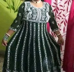 Elegant Embroidered Anarkali Kurti