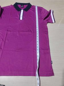 new Hugo Boos maroon colour tshirt