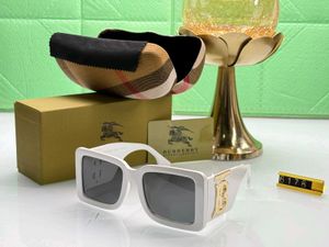 Burberry White Square Frame Sunglasses