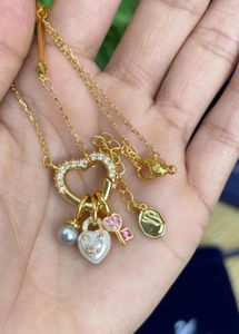 100%OG pendant with packaging