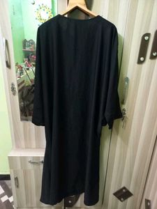 Elegant Black embroidery less abaya