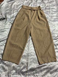 Chic Wide-Leg Taupe Trousers