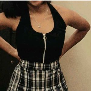Chic Black Halter Neck Zip Crop Top