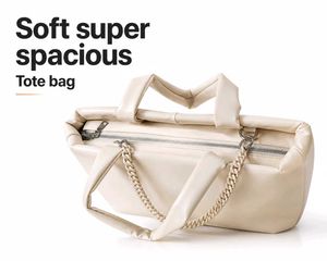 Soft spacious Tote 🥹💌