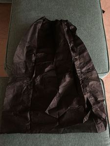 2 disposal spa gown+2 hairbands+3 wax stick+foot f