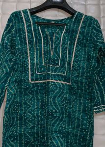 Green Ethnic Kurti | Stylish Print