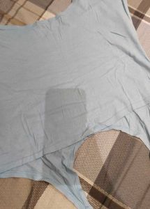 Graphic Tie-Front Crop Top