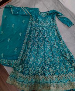 WEDDING GOWN SET