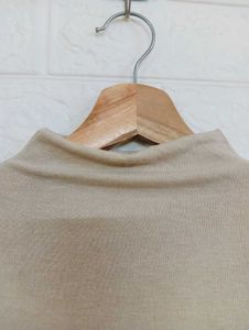 Women's Mock Neck T-Shirt