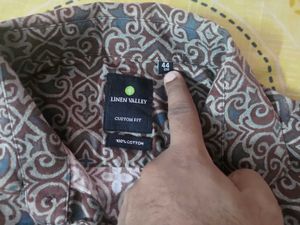 Linen Valley 44 Regular fit shirt