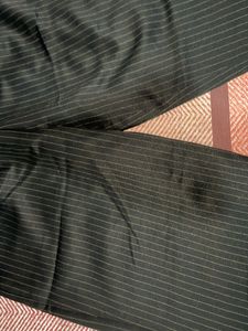 VERO MODA Black and white strips mid lenght pants