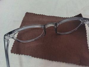 Clear Frame Round Eyeglasses