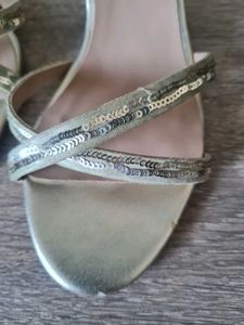 House of Pataudi Sparkly Gold - Mint Green Strappy