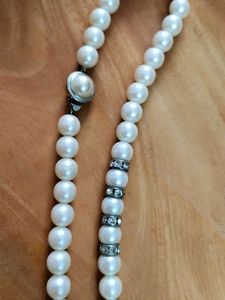 Elegant Faux Pearl Necklace with stones