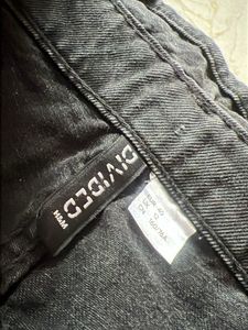 H&amp;M Carbon Black Denim Shorts with Belt
