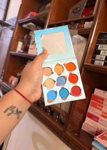 S.F.R Colour eyeshadow palette