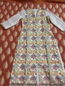 Elegant Embroidered Kurta set