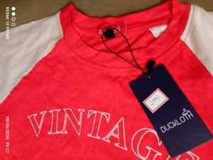 red "Vintage" Raglan T-Shirt