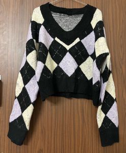 Argyle Pattern V-Neck crop Sweater
