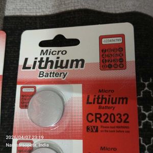 cr2032 3v battery free shipping