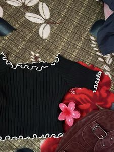 Chic Black Ribbed Crop Top