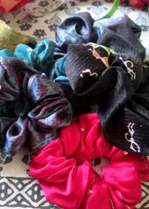 Vintage Hair Scrunchie